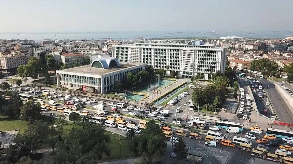 Ünlü araştırma şirketinden İstanbul Büyükşehir seçim anketi! İstanbul'da vatandaşlara yerel bir seçim olsa kime oy verirdiniz? 1