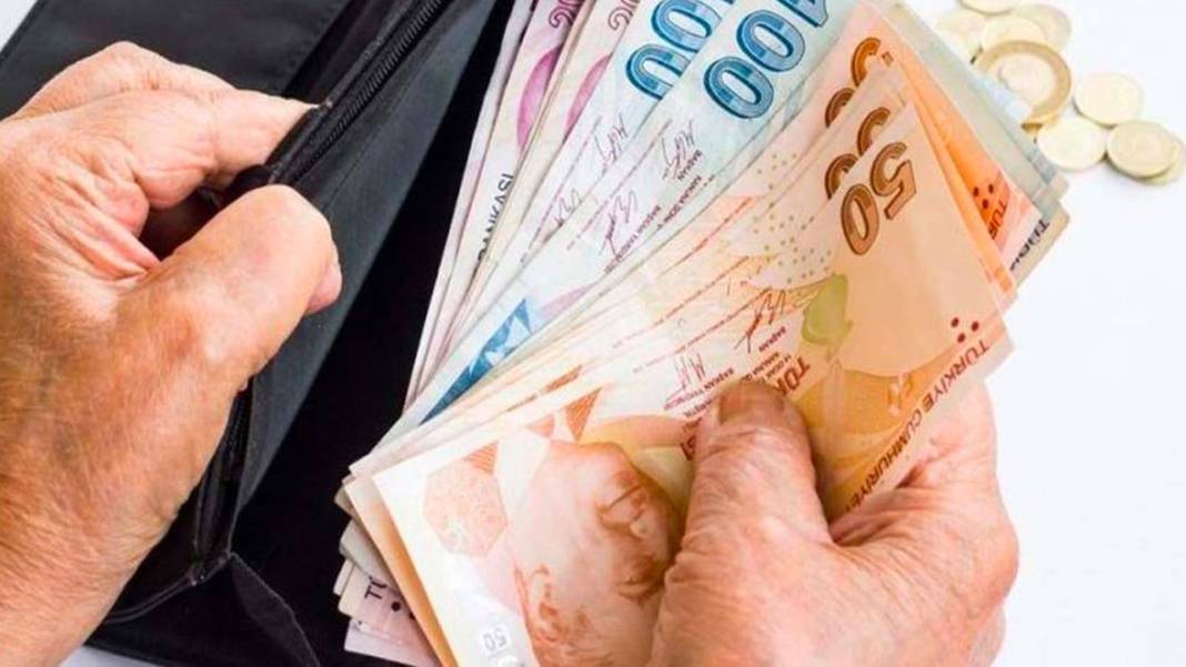 Emekli maaşını Yapı Kredi Bankası, Garanti Bankası ve Denizbank üzerinden alanların dikkatine! 3