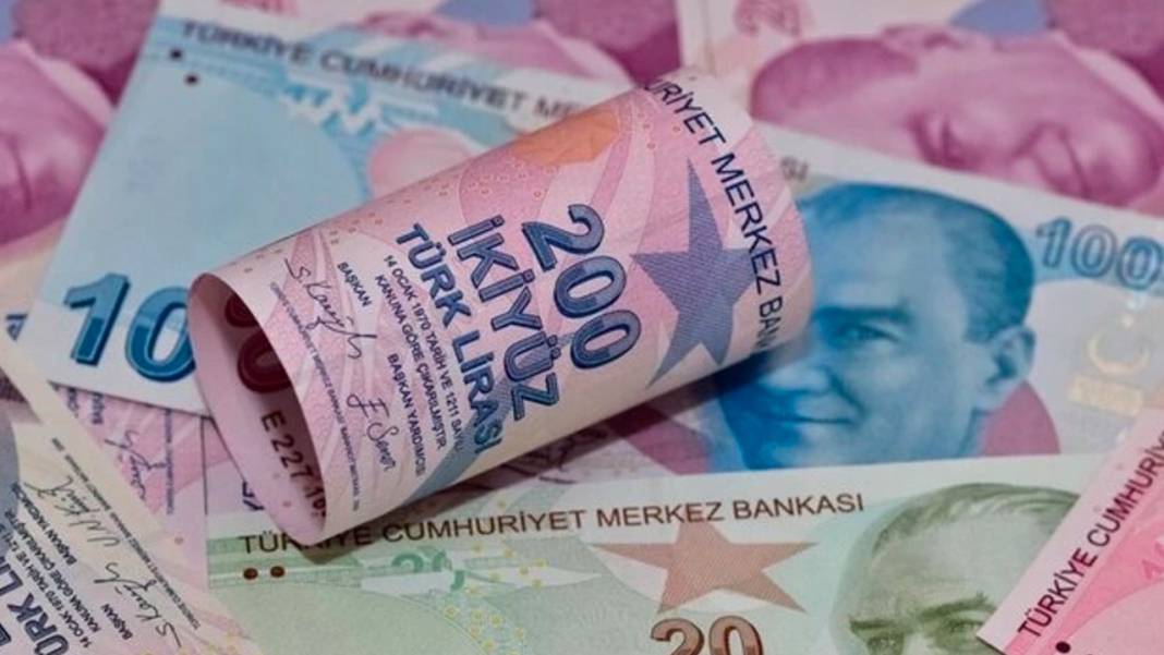 Milyonlarca memuru ilgilendiriyor: Seyyanen zam uygulaması memurlar için devam edecek mi 8