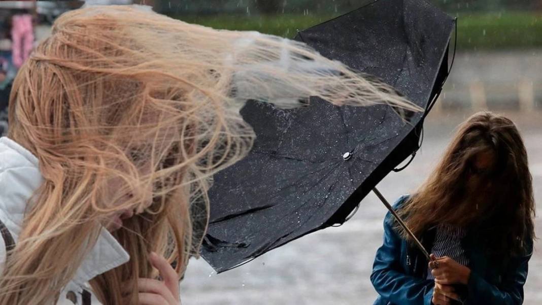 Meteoroloji'den bu illere kritik uyarı! Saat verildi... Sağanak ve kuvvetli rüzgar etkili olacak 4