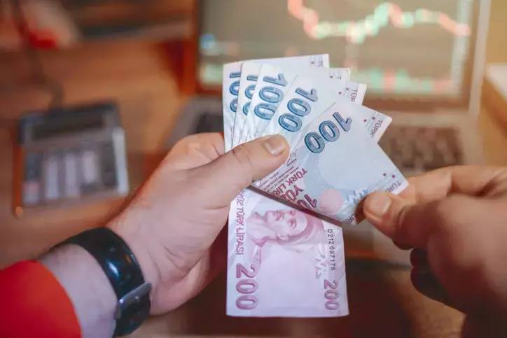 Vatandaşın cebine aylık 2160 lira yatacak! Ek ödeme takvimi netleşti: İşte yararlanma şartları 12