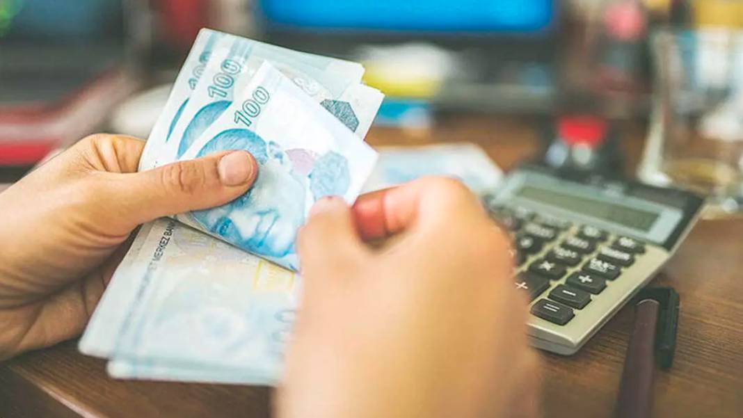 Bankaların mevduat faiz oranları zirveyi gördü! Yatırımcılar Merkez'in kararı sonrası yeni oranları merak ediyordu 2