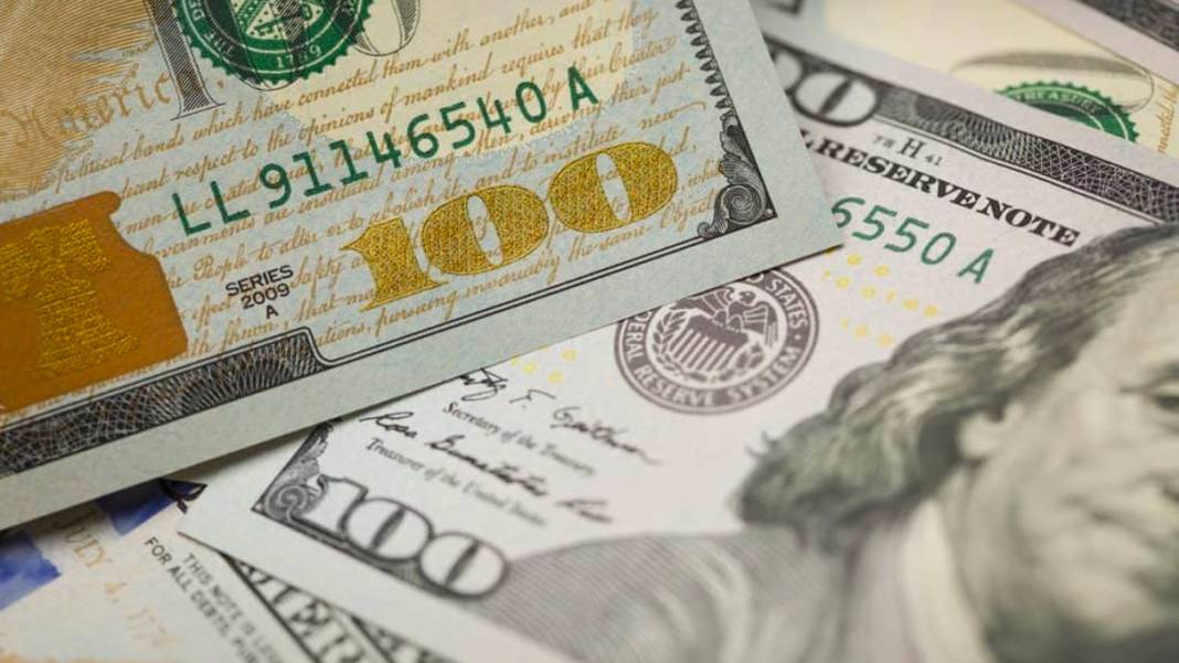 Dolar endeksi yeniden 106'ya çıktı, yurt içinde döviz kuru rekor kırdı 4