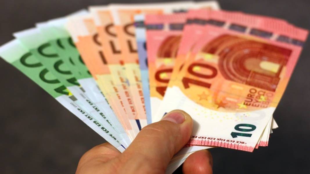 Dolar ve euroda hareketlilik devam ediyor 5