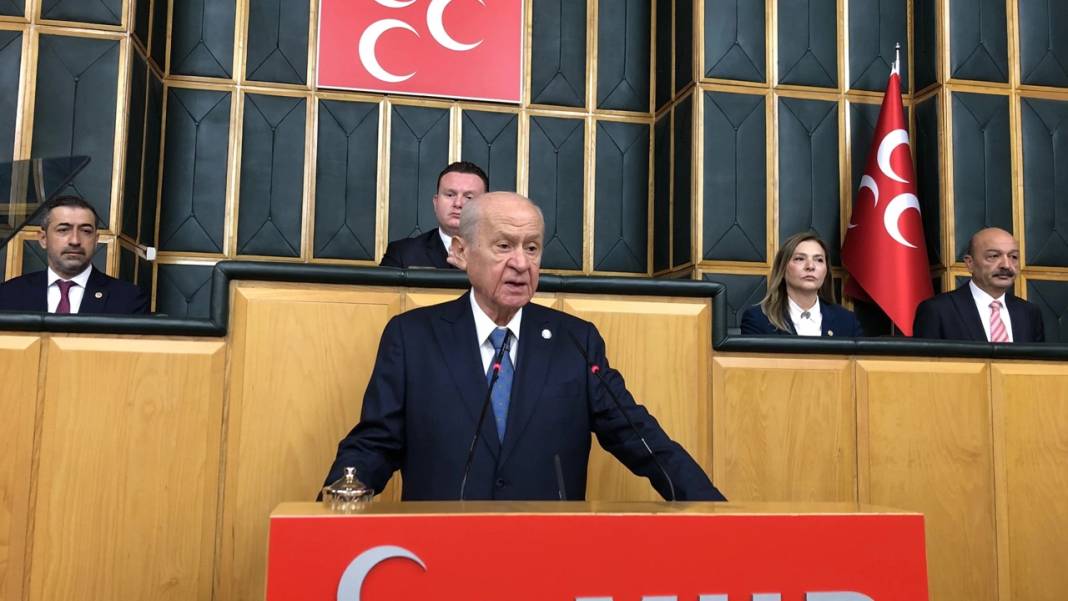 Bahçeli'nin kapatılmasını istediği Anayasa Mahkemesi 3 partinin fişini çekti! Tarihin tozlu raflarında yerini alacak 4