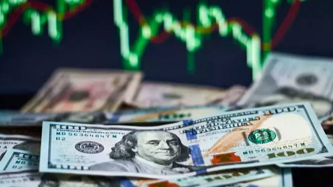 Dolar endeksi yeniden 106'ya çıktı, yurt içinde döviz kuru rekor kırdı 5