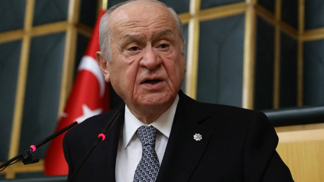 Bahçeli'nin kapatılmasını istediği Anayasa Mahkemesi 3 partinin fişini çekti! Tarihin tozlu raflarında yerini alacak 1