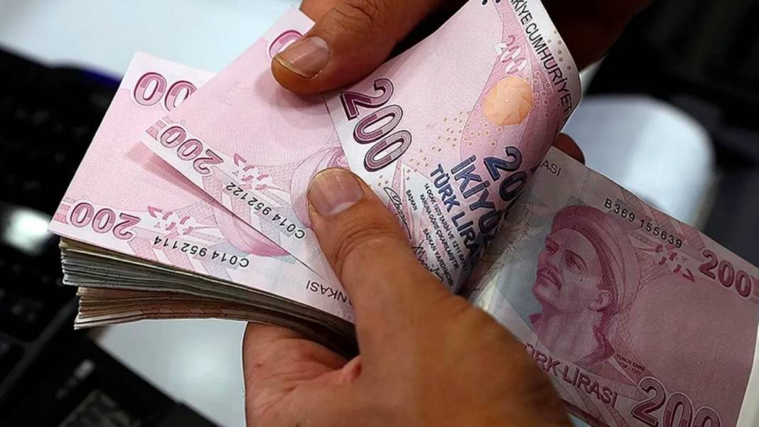 Emekli vatandaşları ilgilendiriyor: O banka 20 bin lira ödeme yapacak 6