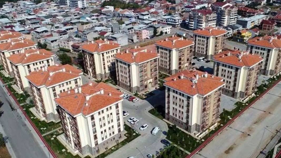 Emlak piyasasına büyük darbe: İkinci el evlerde fiyatlar düştü ama satış yok 4