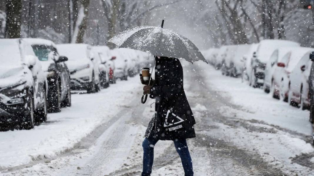 Meteoroloji'den 45 ile kritik uyarı: Sıkı tutunun tarihi fırtına geliyor 17