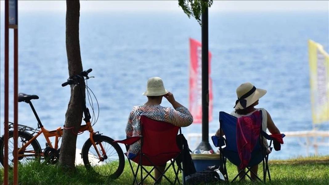 Meteoroloji'den kritik uyarı: Sıcak hava geri dönüyor! 10 derece birden artacak... 4