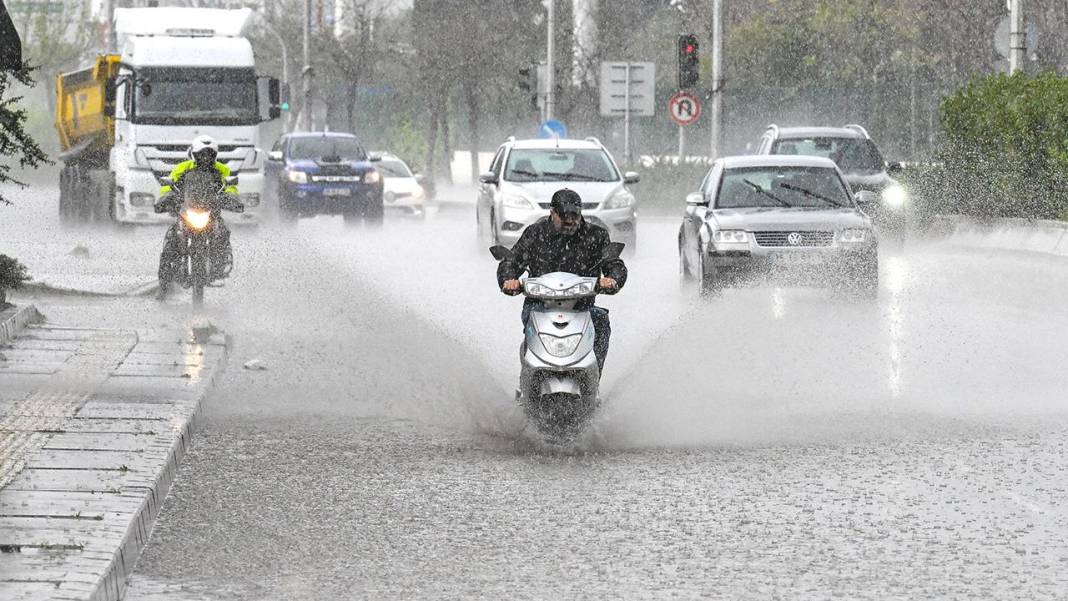 Türkiye buz kesti: Kar, sağanak ve fırtına ne zamana kadar sürecek! 14