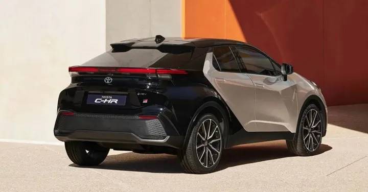 Yeni Toyota C-HR Türkiye'de: İşte fiyatı ve özellikleri 10