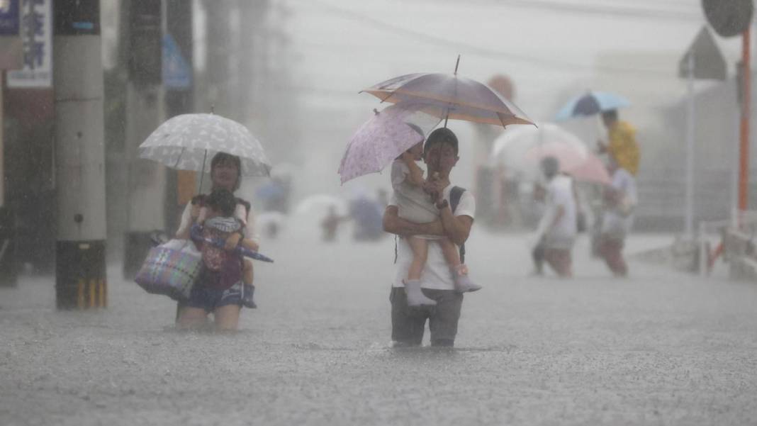 Meteoroloji'den İstanbul dahil 12 il için sarı, 4 il için turuncu kodlu uyarı! Sağanak, sel ve su baskını... 22