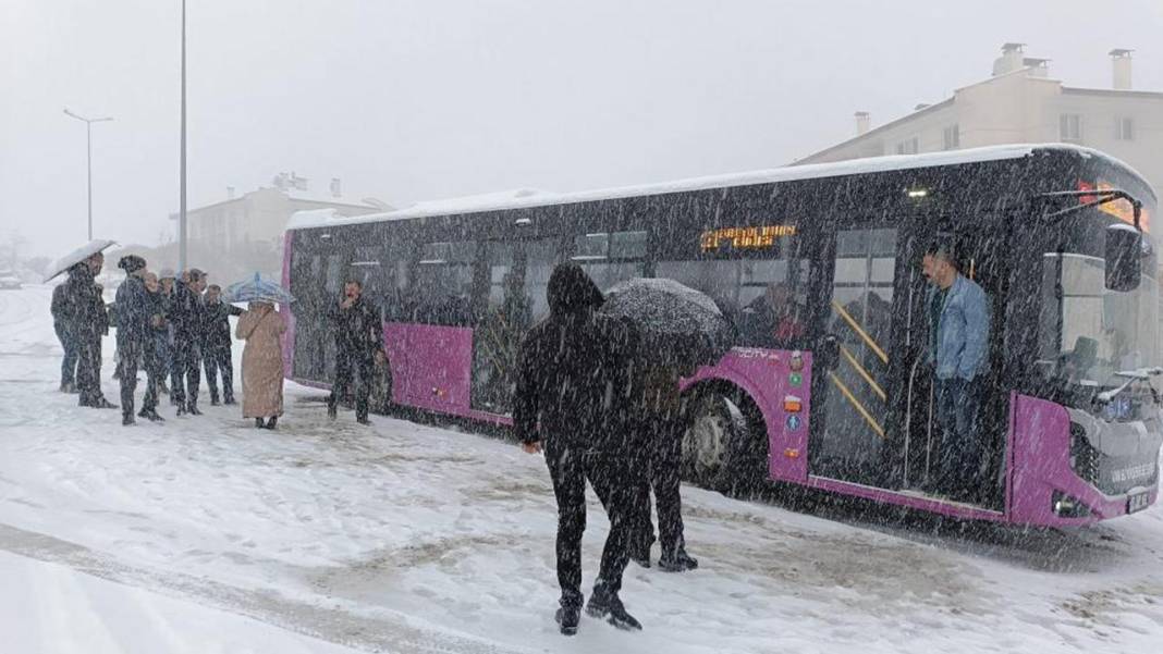 Mont, atkı ve bereler çıksın: Bu kış çetin geçecek! Dondurucu soğuklar ve şiddetli kar fırtınaları geliyor 9