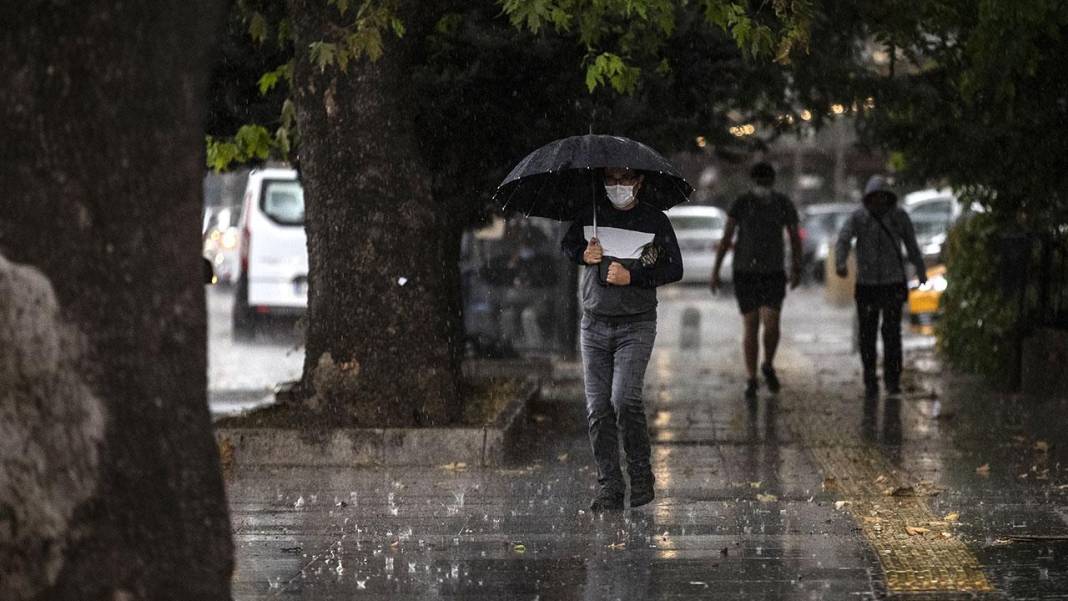 Meteoroloji'den gök gürültülü sağanak uyarısı! Pastırma yazı bitiyor, kış geliyor... 23