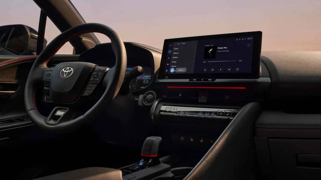 Yeni Toyota C-HR Türkiye'de: İşte fiyatı ve özellikleri 17