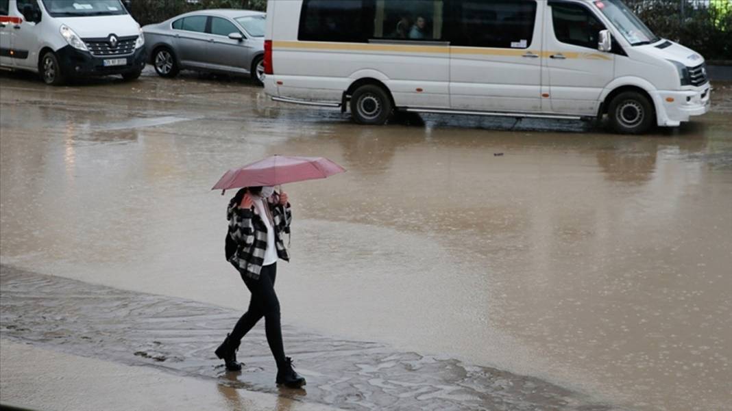 Meteoroloji'den 28 il için kritik uyarı: Kuvvetli sağanak etkili olacak! 10