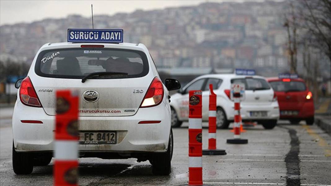 Ehliyet almak isteyenler acele edin: Yılbaşından sonra yüzde 100 zam gelecek! 7