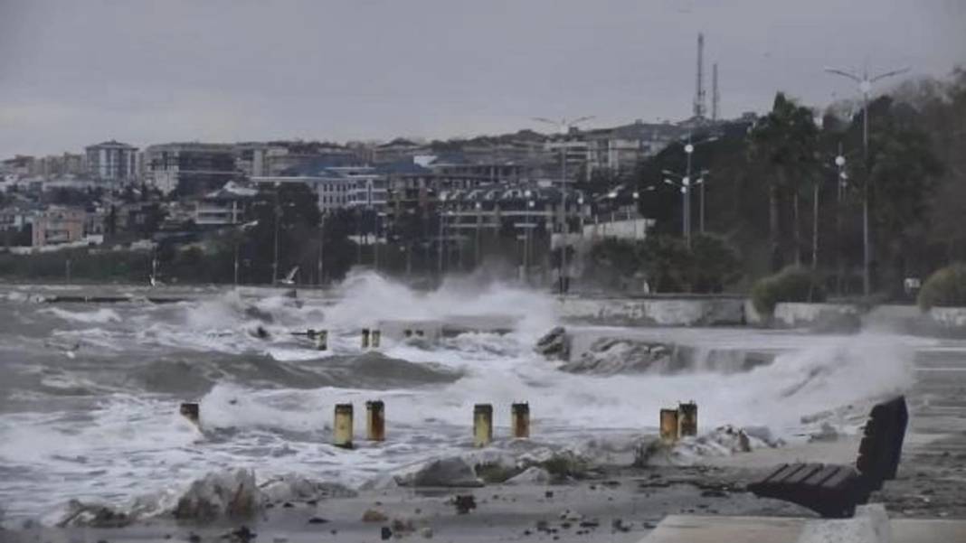 Meteoroloji'den lodos alarmı: İstanbul dahil 21 il için sarı ve turuncu kodlu uyarı! 10