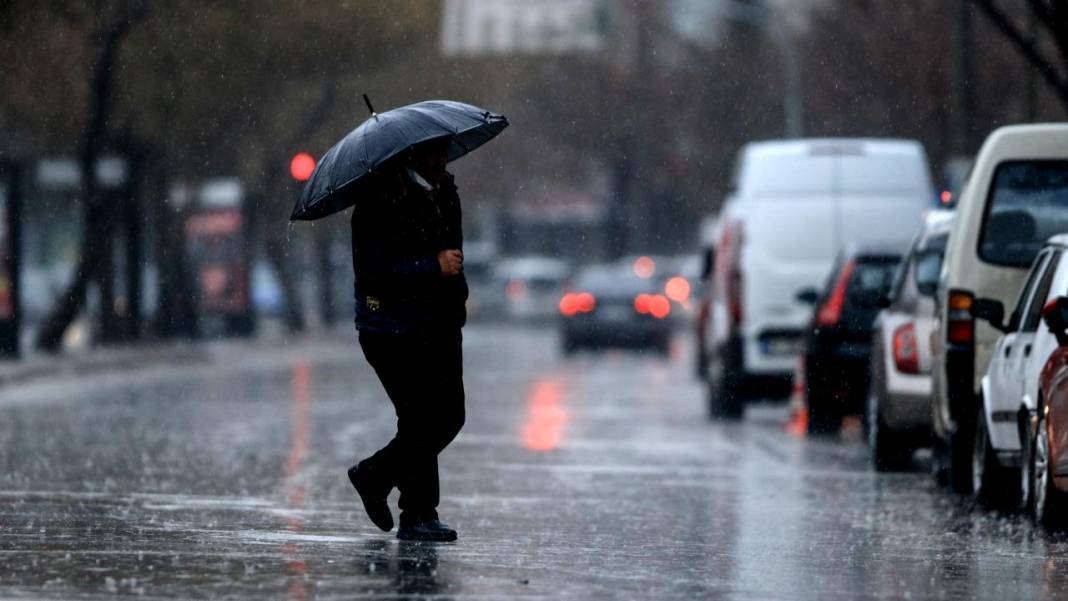 İstanbul dahil 12 il için sarı kod alarmı! Meteoroloji'den sis, pus ve sağanak uyarısı... 20