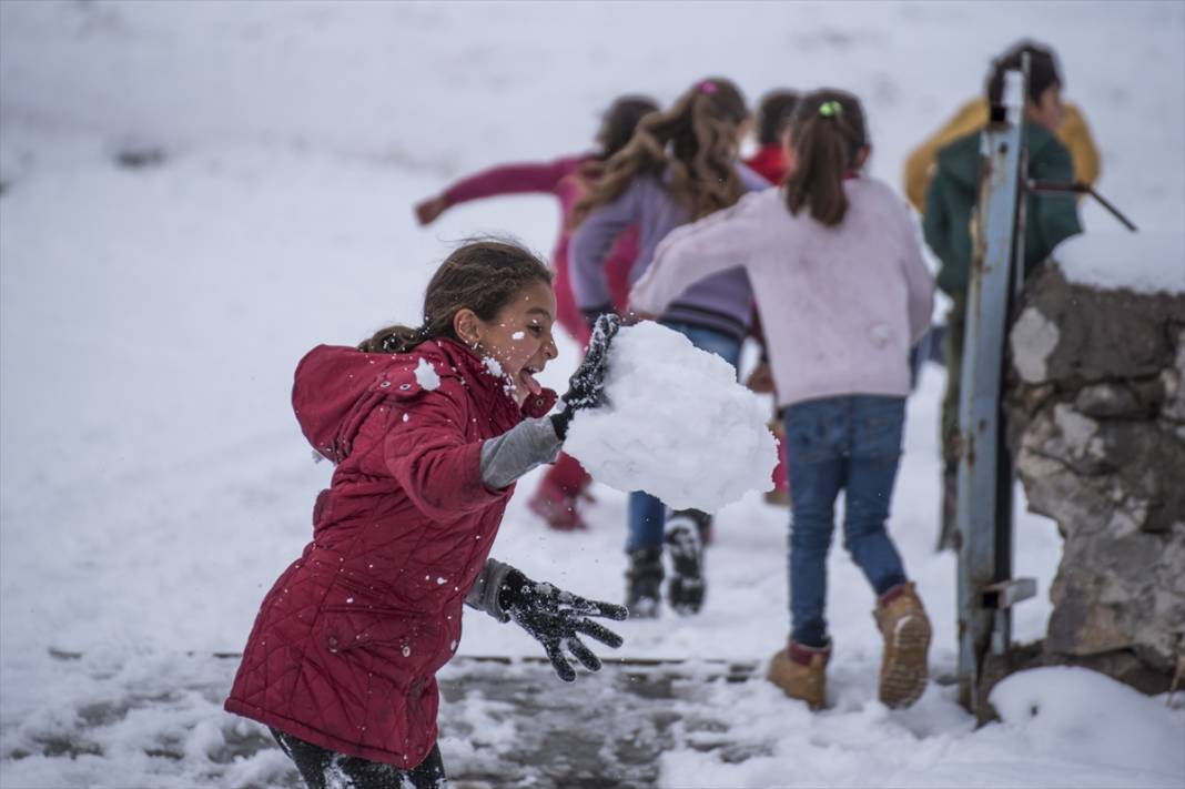 Meteoroloji uyardı: Mont, bot ve eldivenlerinizi hazırlayın lapa lapa kar yağacak! 7