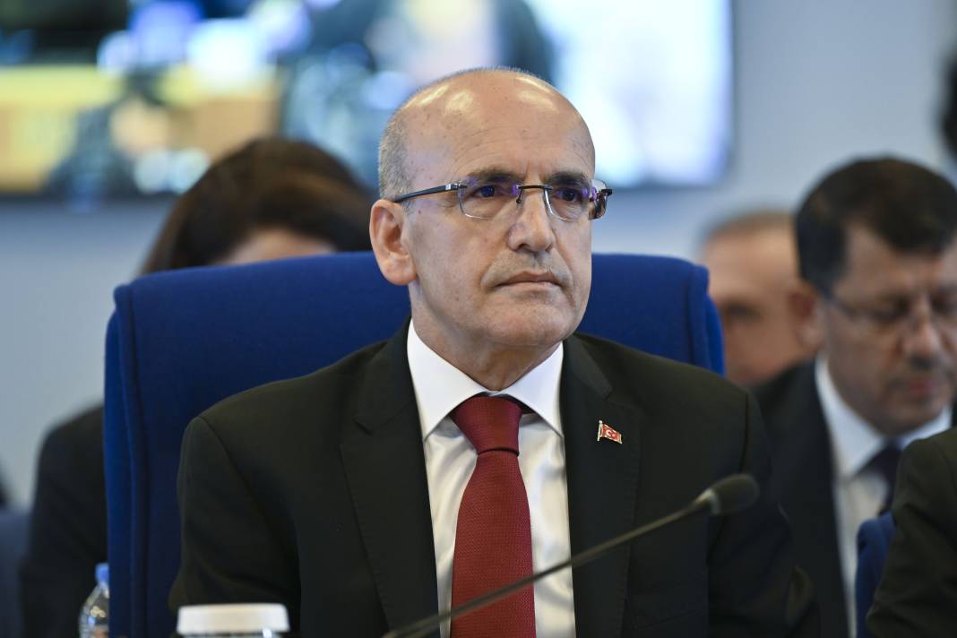 Emekli ve asgari ücretli güzel haberler beklerken Mehmet Şimşek patronlara 2 müjde verdi 2