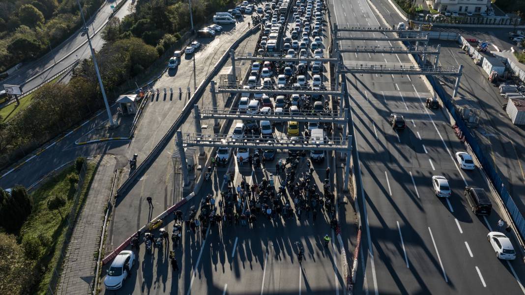 Saat 9'u 5 geçe tüm ülkede hayat durdu: İşte Türkiye'den 10 Kasım kareleri 40