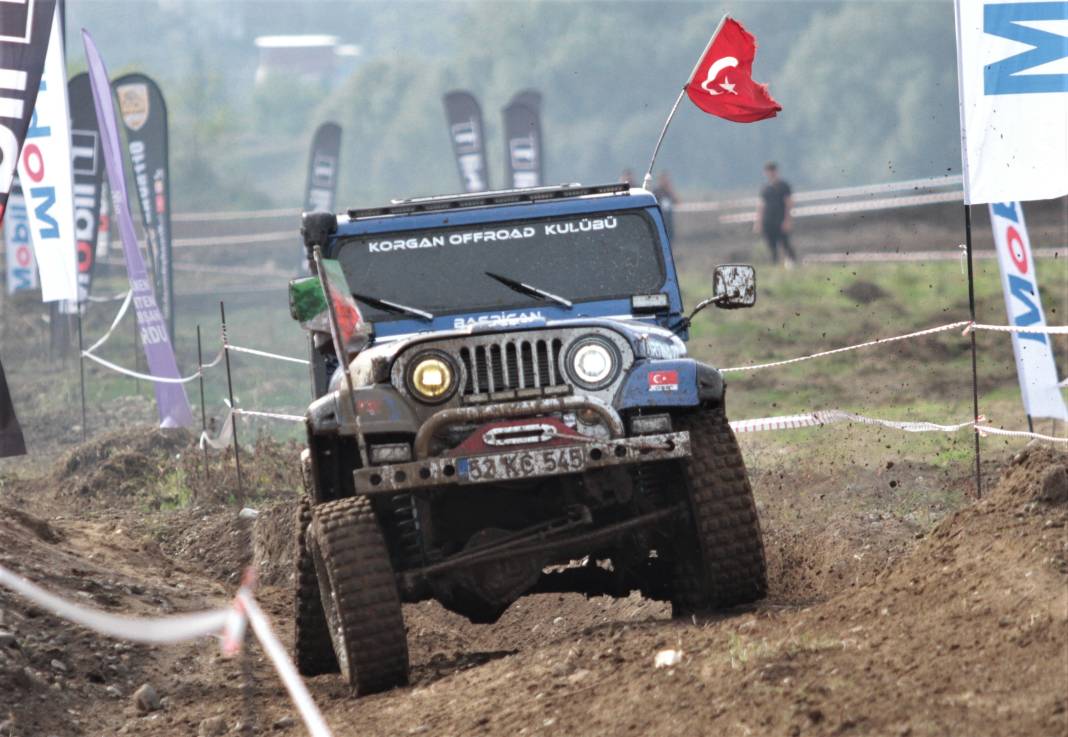 Ordu off-road yarışlarına ev sahipliği yaptı: 100 araç kıyasıya yarıştı 7