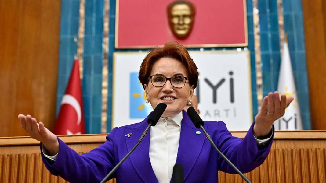 Akşener bu salonda bulunan iki ağır topun kalemini kırdı! Çok ağır suçlamalar istifa gelebilir: İkisi de en yakınındaki isimdi 4