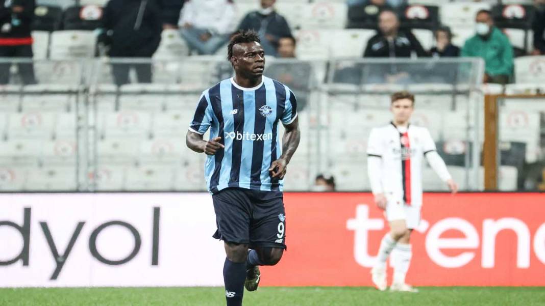 Adana Demirspor'un yıldız golcüsü Mario Balotelli ölümden döndü: Ağır hasarlı araçtan böyle çıkarıldı 4