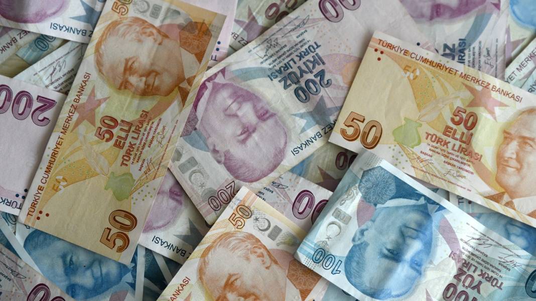 Asgari ücret için konuşulan 17 bin 673 lira! Masadaki 4 senaryo ortaya çıktı 5