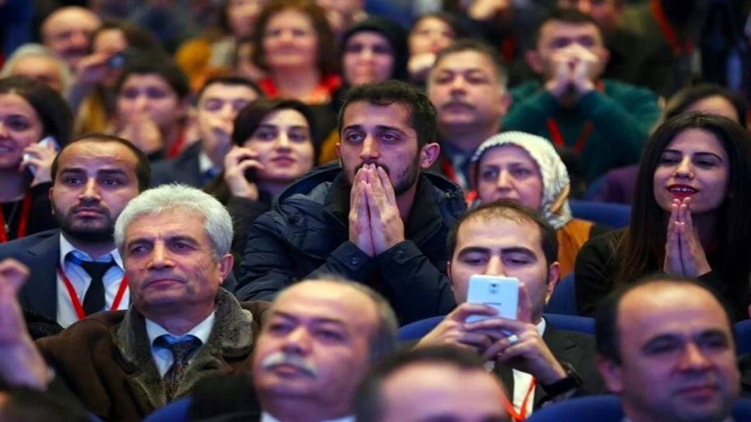 Milli Eğitim Bakanı Tekin'den beklenen öğretmen atama açıklaması geldi: Artık sayı böyle belirlenecek 5