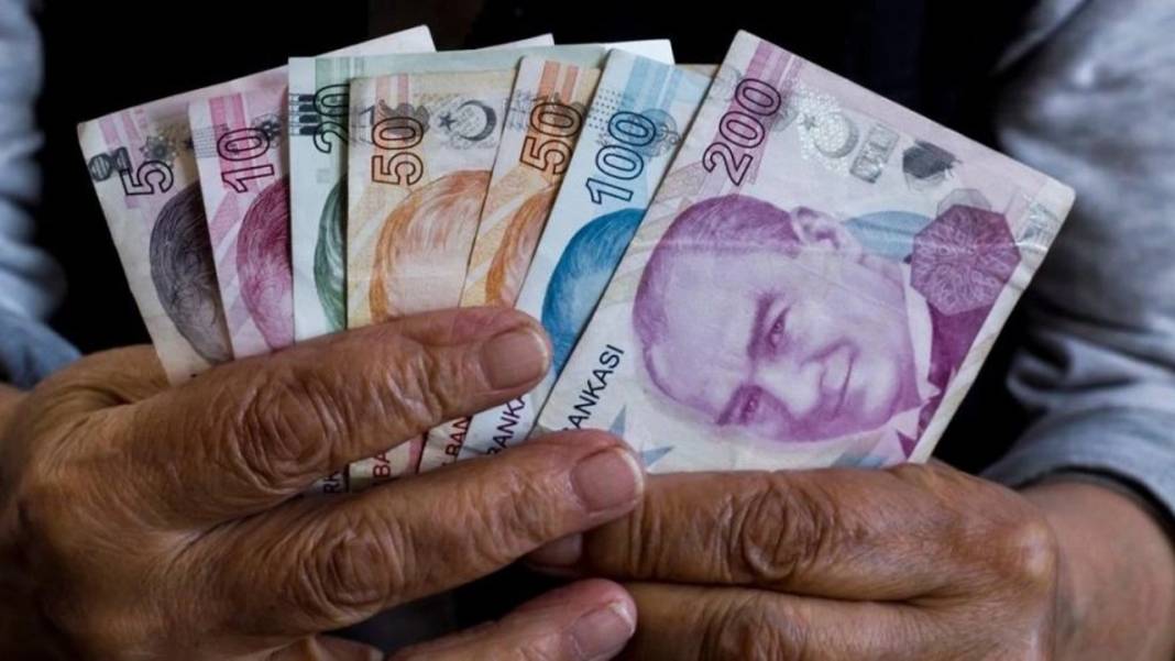 5 bin lira emekli ikramiyesi alacak çalışan emekliler dikkat: Ödeme için ilk adım atıldı 12