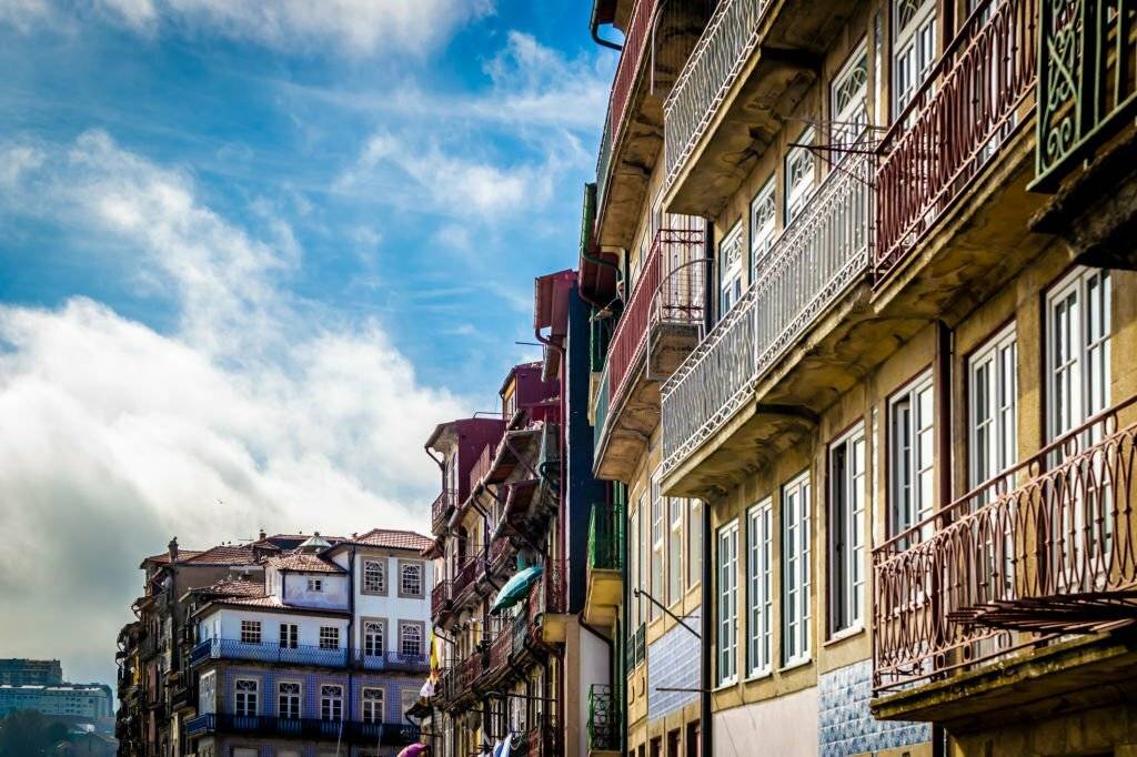 Türkiye'nin sırasını görenler çok şaşırdı... İşte dünyanın en fazla apartmanda yaşayan ülkeleri 11