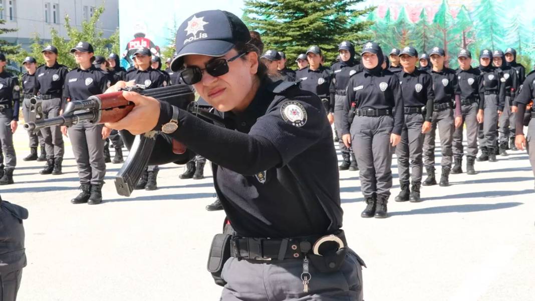 Emniyet Genel Müdürlüğü ne kadar polis alacağını açıkladı 4