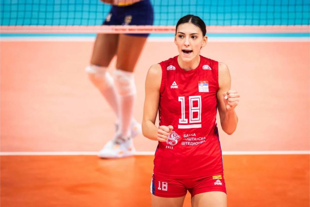 Dünyanın en zengin kadın voleybol oyuncuları listesi açıklandı!  Ebrar Karakurt ve Zehra Güneş kaçıncı sırada 17