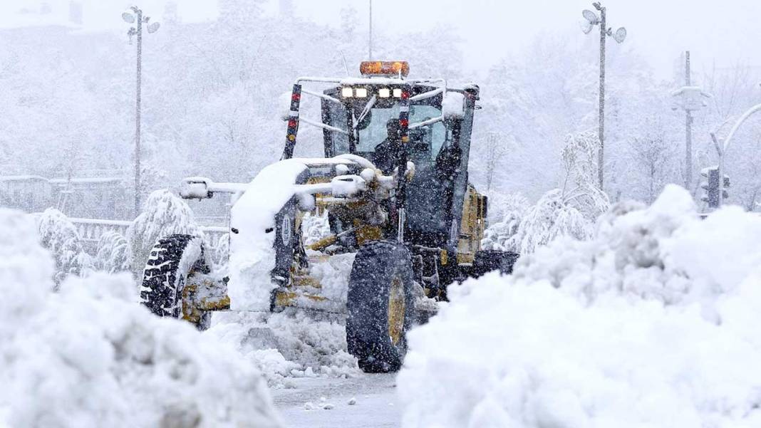 Kar kapıya dayandı... Meteoroloji'den İstanbul dahil 7 il için sarı ve turuncu kodlu alarm! 8