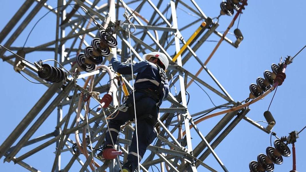 İstanbullular dikkat: Bu ilçelerde elektrik kesintisi var! BEDAŞ sokak sokak açıkladı... 2