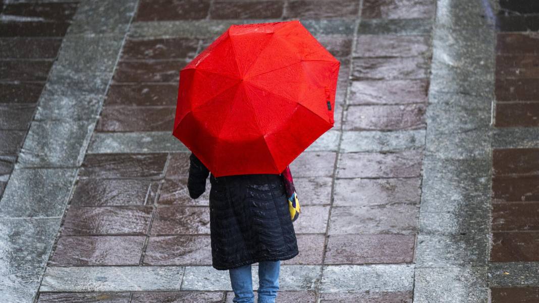 Meteoroloji'den bu illere kritik uyarı: Kuvvetli sağanak geri dönüyor! 2