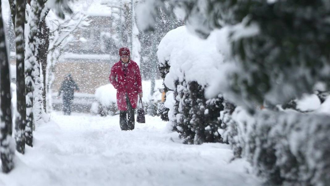 Meteoroloji'den 3 bölge için kritik tarih: Lapa lapa kar yağacak... 2