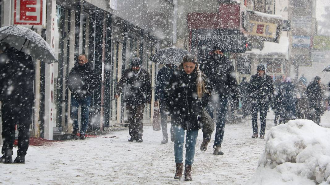 Meteoroloji'den kar alarmı: 22 il için turuncu kodlu uyarı yapıldı! 10