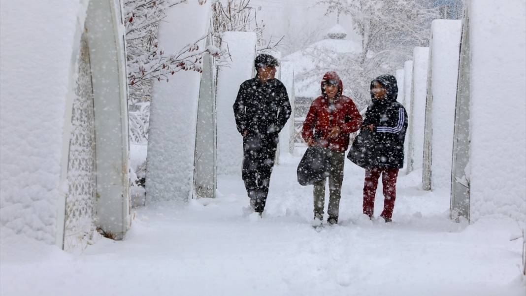 Hava buz kesecek... Meteoroloji'den bu illere kritik uyarı: Asıl şimdi kış geliyor! 8