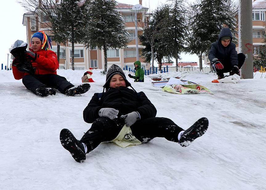 Meteoroloji'den İstanbul dahil 14 il için sarı ve turuncu kodlu alarm: Kuvvetli sağanak yolda... 2