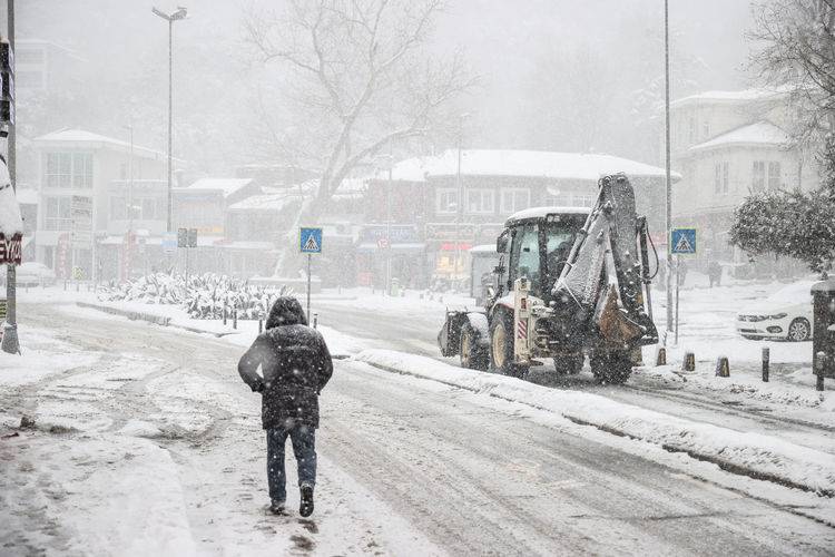 Kar kapıya dayandı... Meteoroloji'den İstanbul dahil 7 il için sarı ve turuncu kodlu alarm! 9