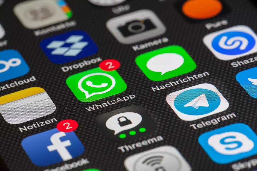 WhatsApp ve Instagram'dan beklenen özellik: Artık hikayeleriniz böyle olacak! 3