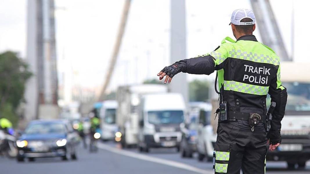 Otomobil sahibi milyonları ilgilendiriyor: Aracına bunu yapmayan rekor ceza ödeyecek 11