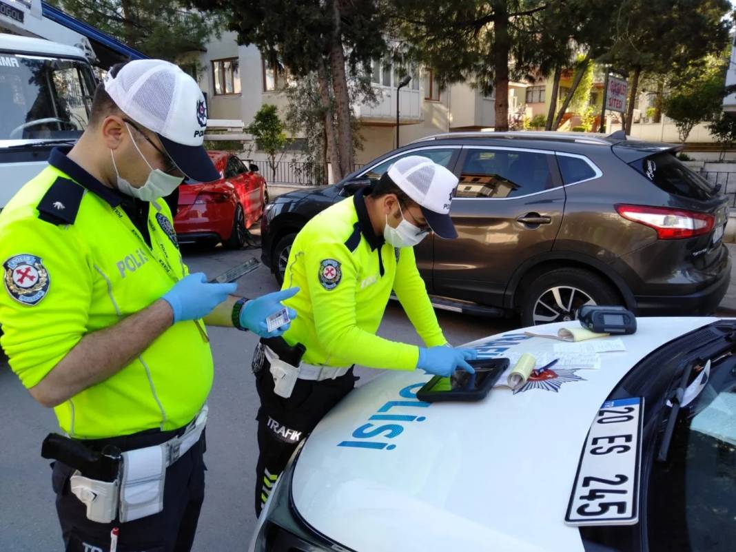 Bu araç sahipleri artık trafiğe çıkamayacak: Bakanlık yasaklama için harekete geçti 1