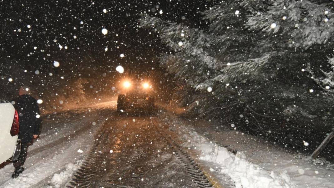 Meteoroloji'den 31 il için sarı ve turuncu kod alarm verildi: Kar ve sağanak geliyor... 6