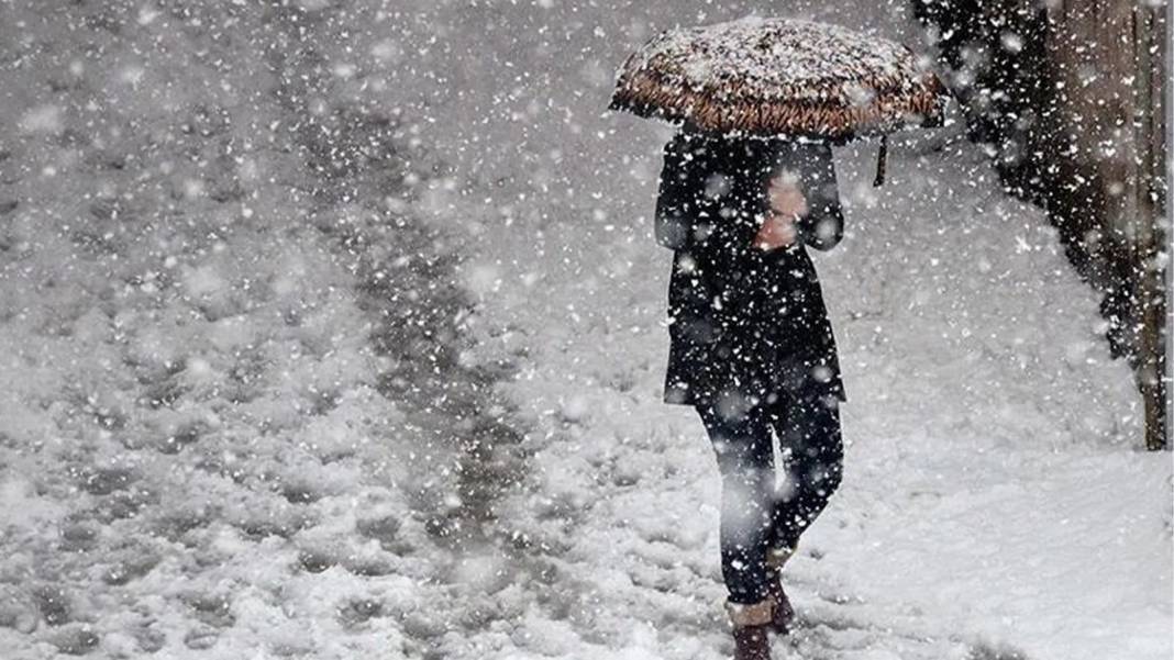 Meteoroloji'den 31 il için sarı ve turuncu kod alarm verildi: Kar ve sağanak geliyor... 5